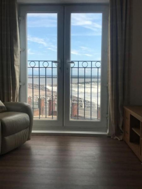 Beachfront pet friendly townhouse, Stunning views